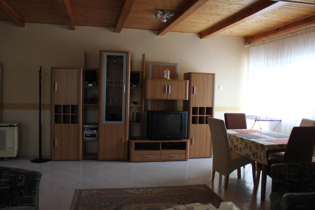 Orwa Apartmanok - Cedrus Koez Zalakaros Oda fotoğraf